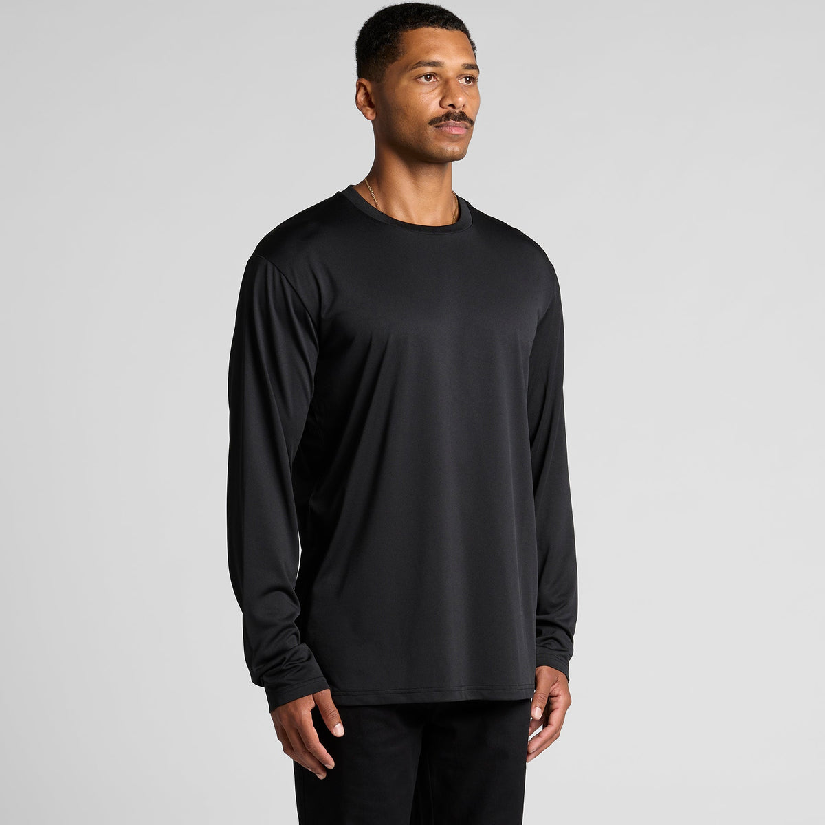 5020A STAPLE ACTIVE LS TEE