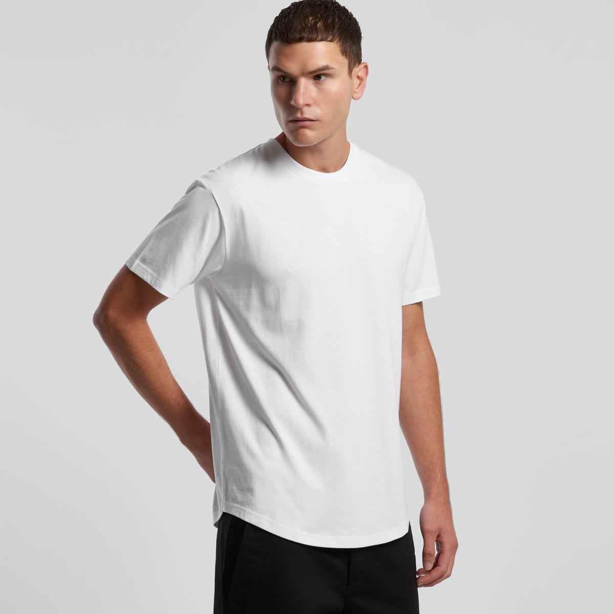 5076 STAPLE CURVE TEE