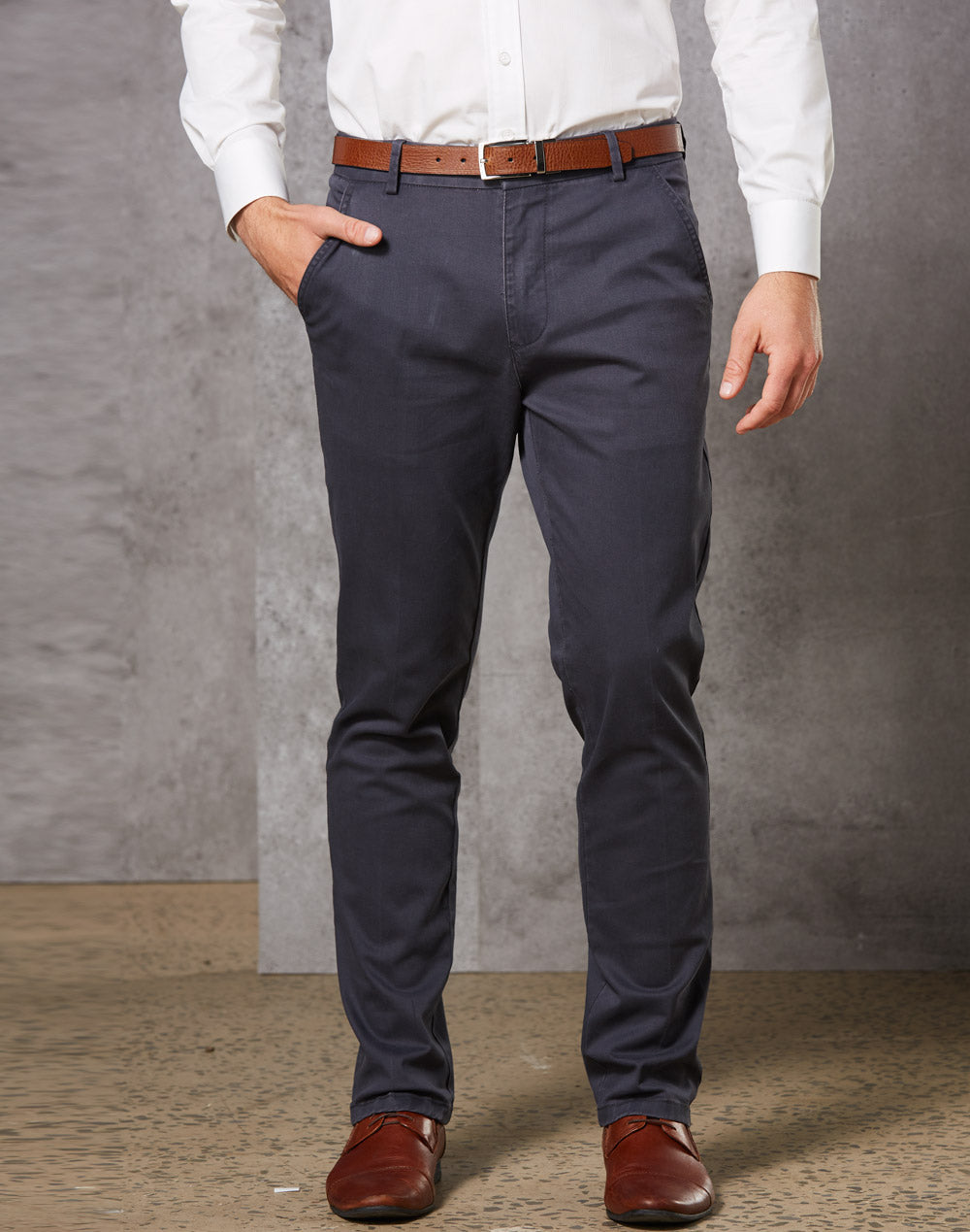 M9380 MENS BOSTON CHINO