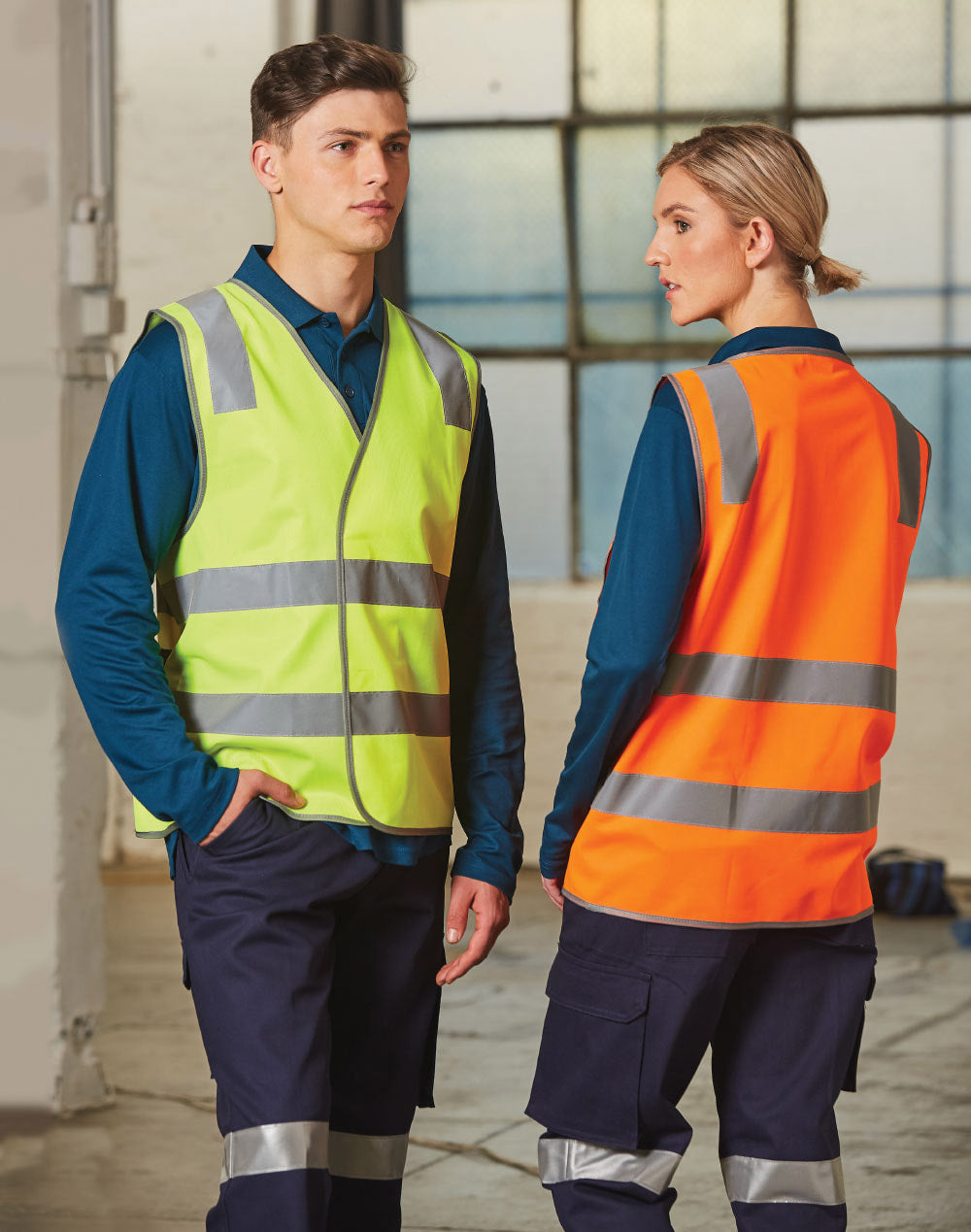 AIW SW43 safety vest with shoulder tapes