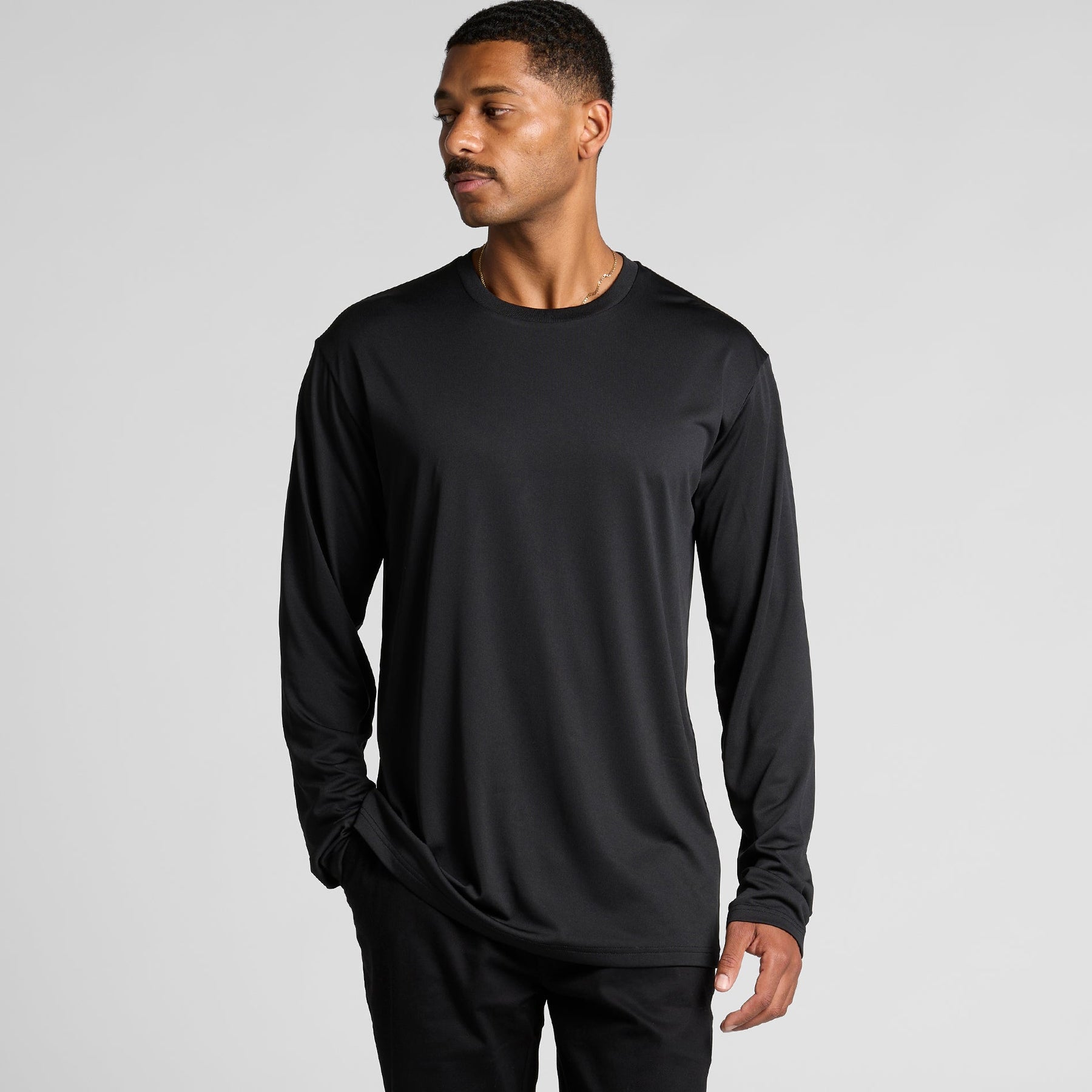 5020A STAPLE ACTIVE LS TEE