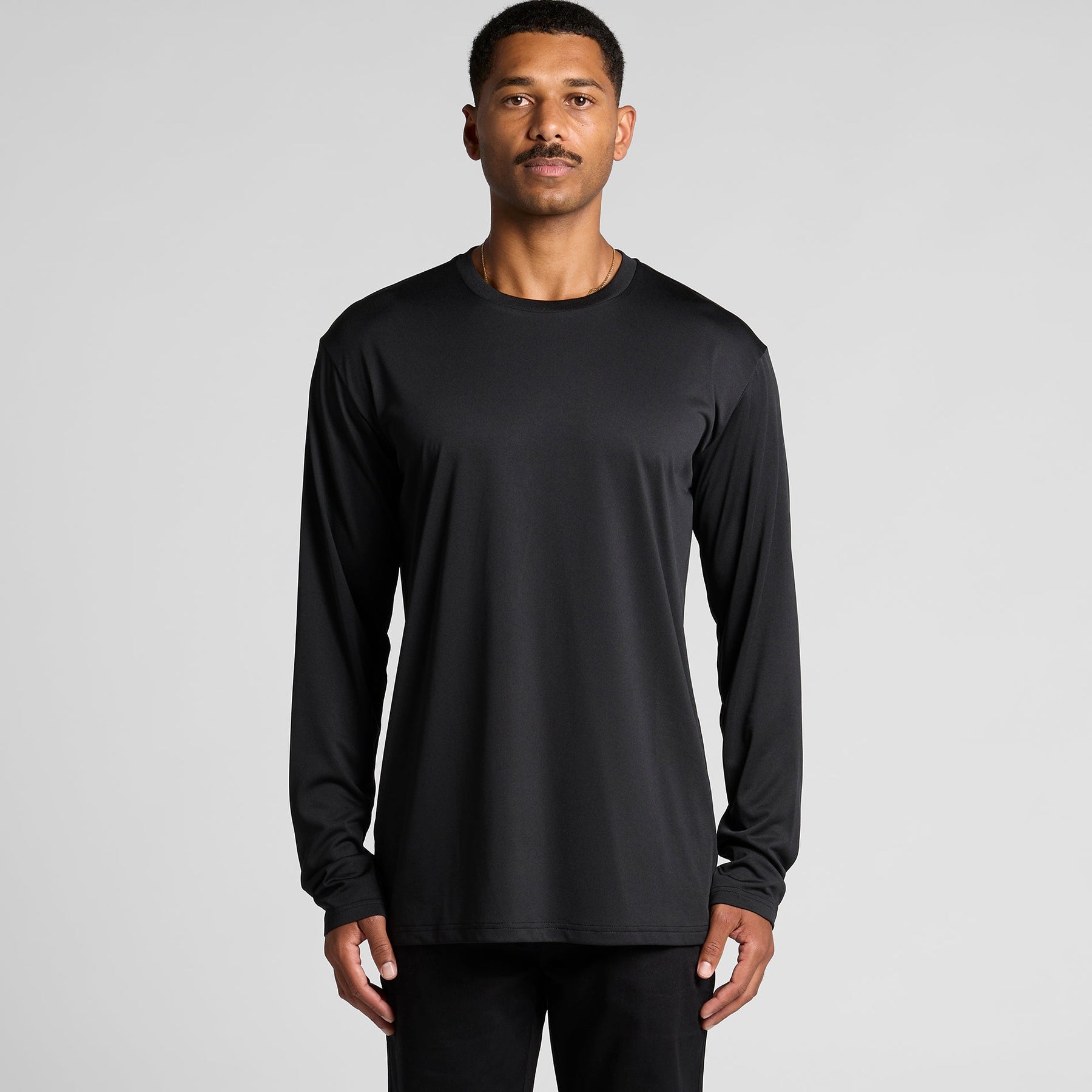 5020A STAPLE ACTIVE LS TEE