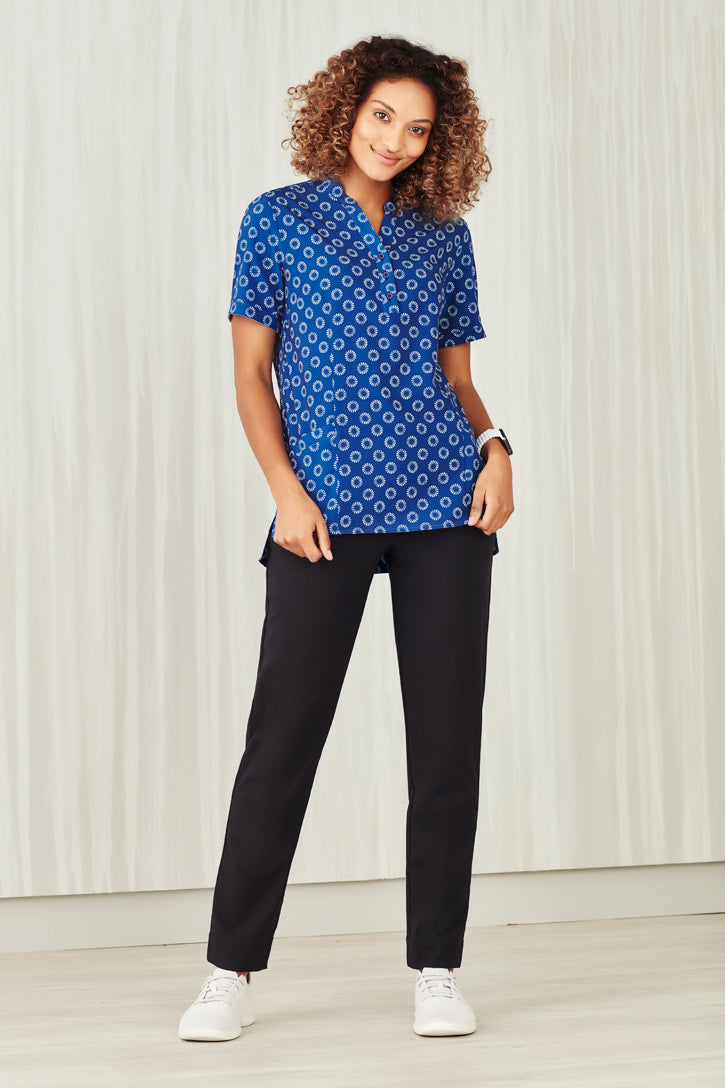 BIZ CARE WOMENS FLORENCE DAISY PRINT TUNIC CS950LS